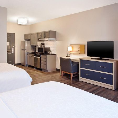 Candlewood Suites Kenosha By Ihg Плезант Прейри Экстерьер фото