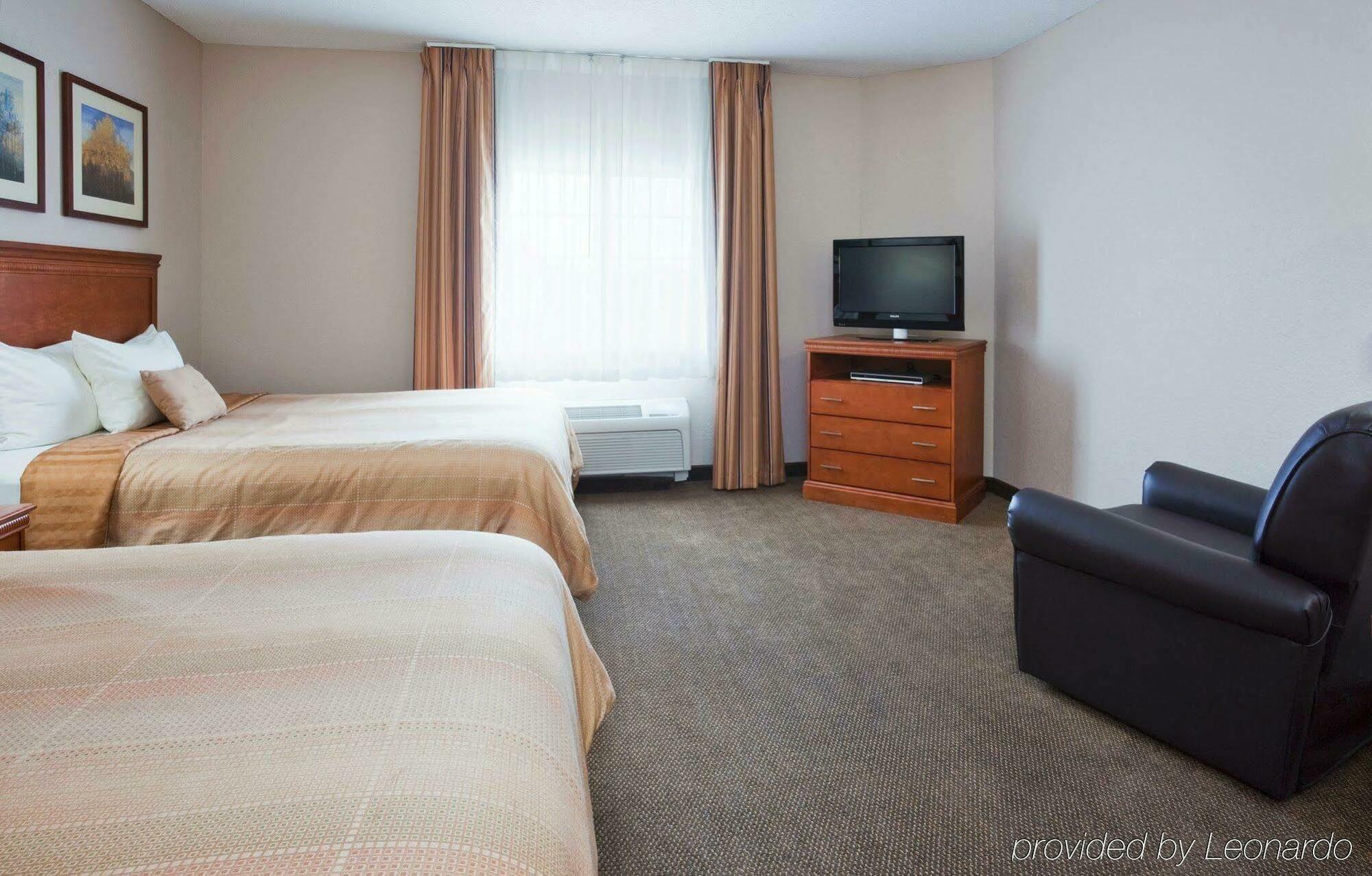 Candlewood Suites Kenosha By Ihg Плезант Прейри Экстерьер фото